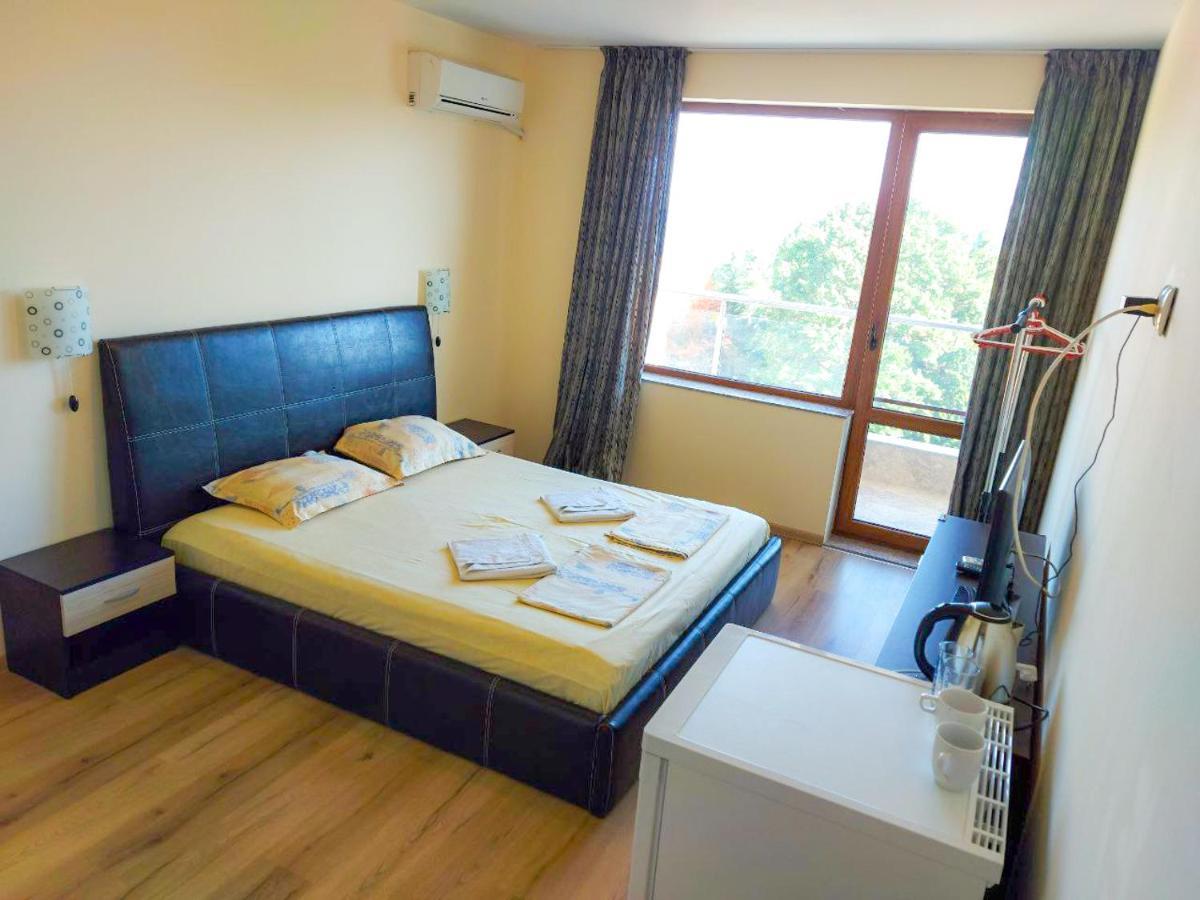 Golden House Apartments Golden Sands Bagian luar foto